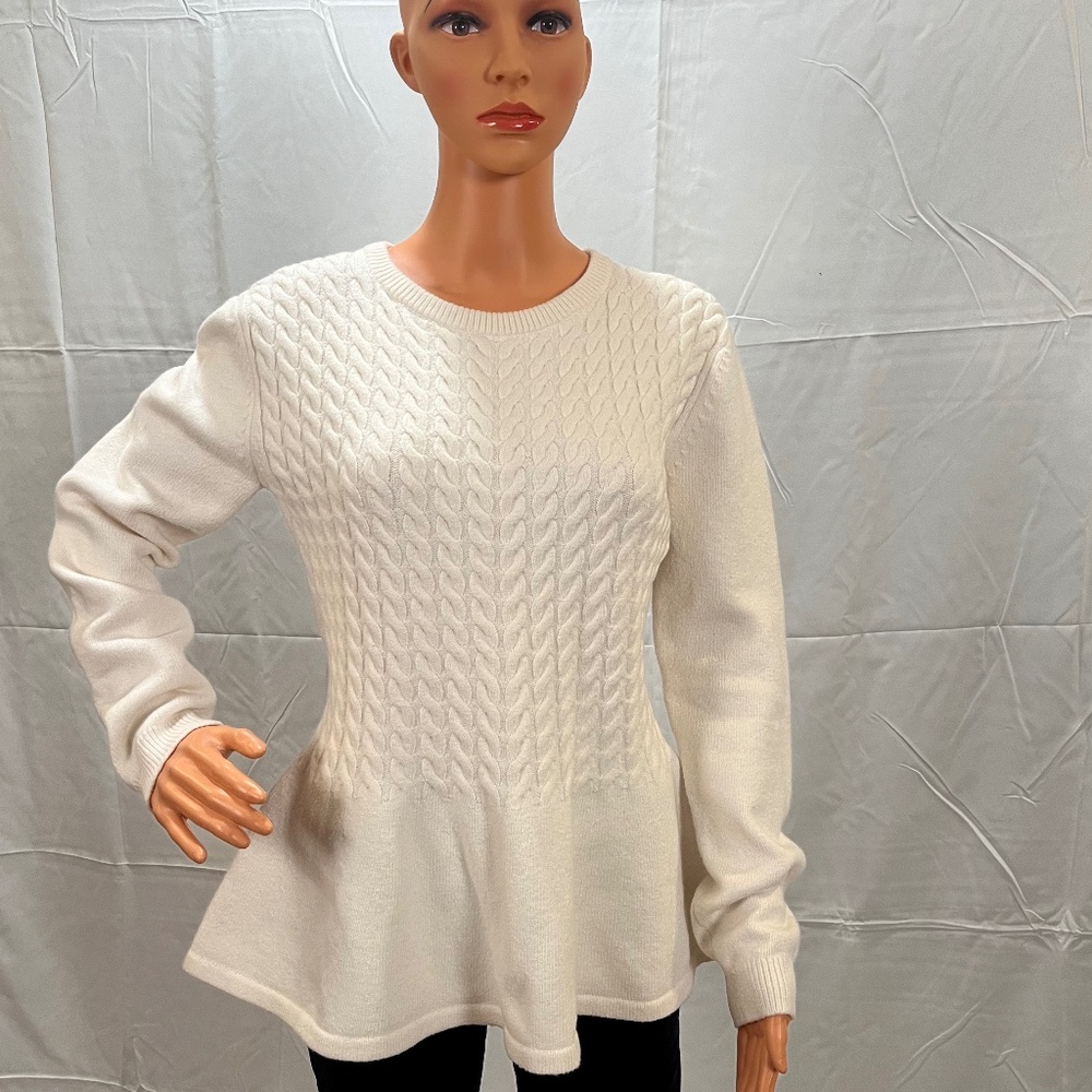 Ted Baker white cable knit sweater with peplum bottom, size 4